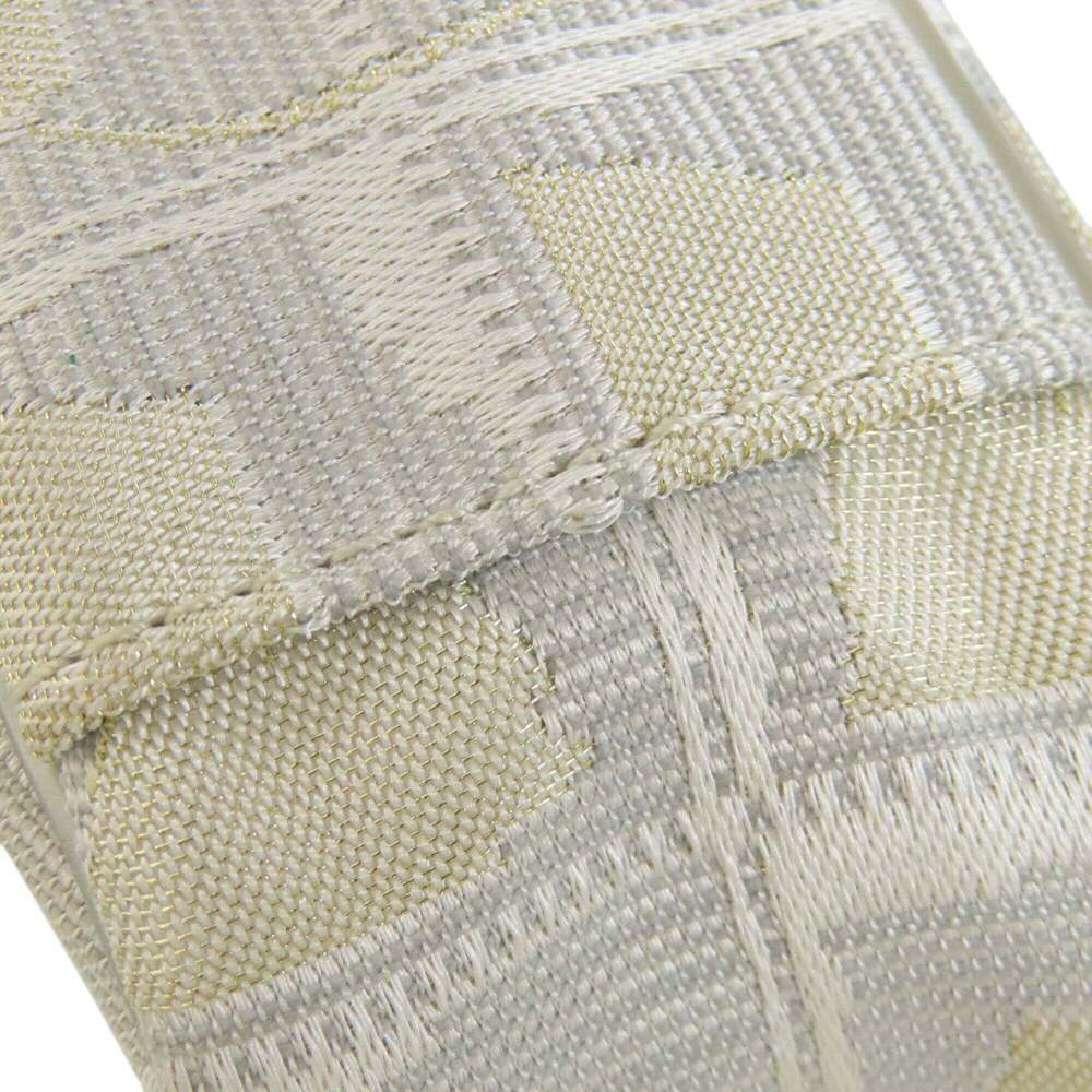 CHANEL Cream Shoulder Bag - Picture 15 of 16